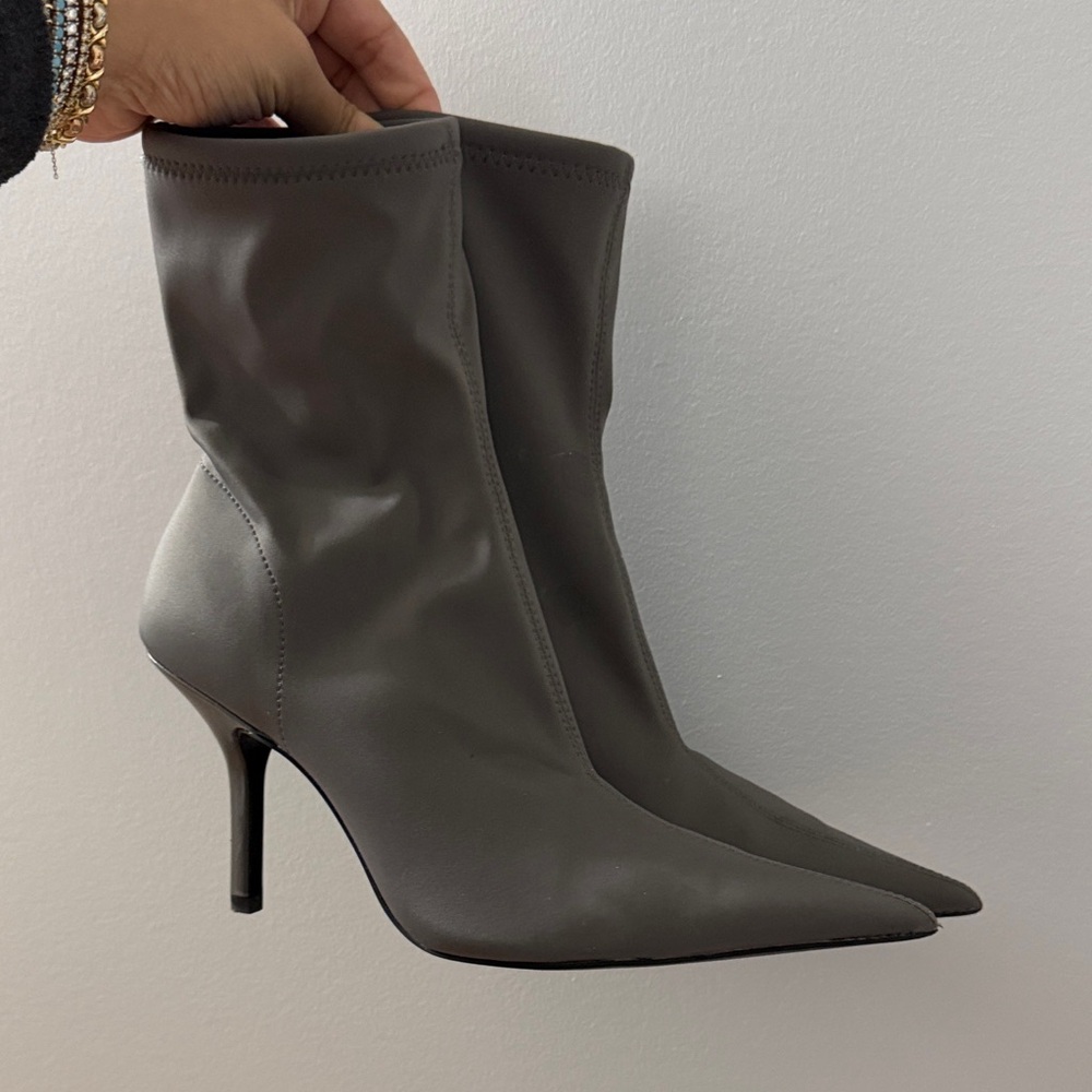 H&M Stylish Gray Heeled Boots